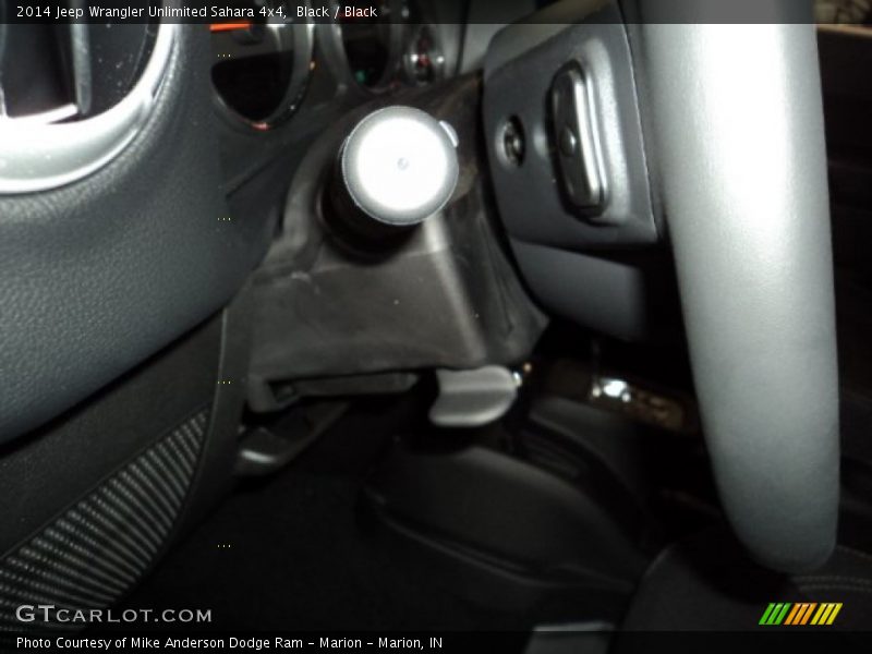 Black / Black 2014 Jeep Wrangler Unlimited Sahara 4x4