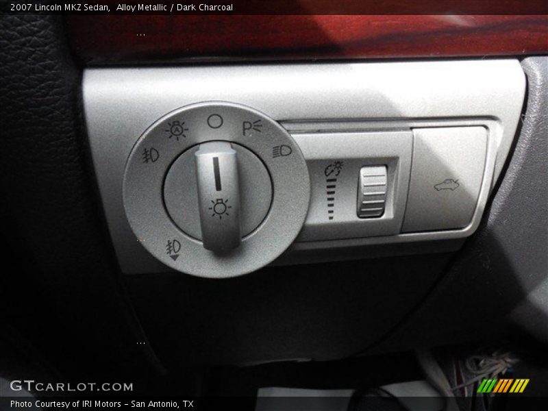 Alloy Metallic / Dark Charcoal 2007 Lincoln MKZ Sedan