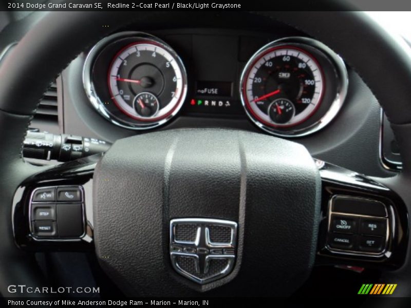 Redline 2-Coat Pearl / Black/Light Graystone 2014 Dodge Grand Caravan SE