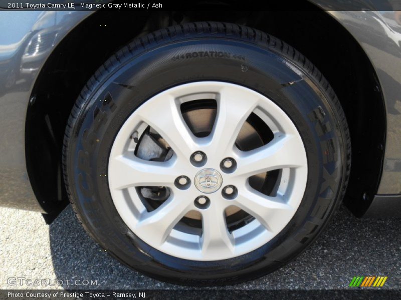 Magnetic Gray Metallic / Ash 2011 Toyota Camry LE