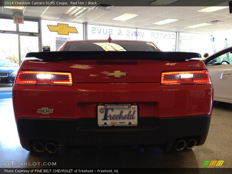 Red Hot / Black 2014 Chevrolet Camaro SS/RS Coupe