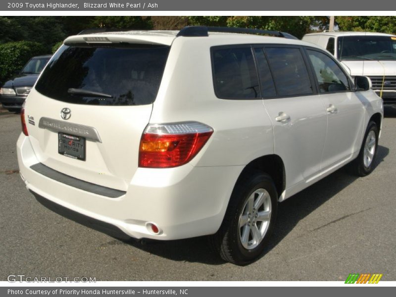 Blizzard White Pearl / Ash 2009 Toyota Highlander