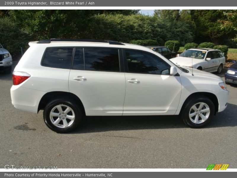 Blizzard White Pearl / Ash 2009 Toyota Highlander
