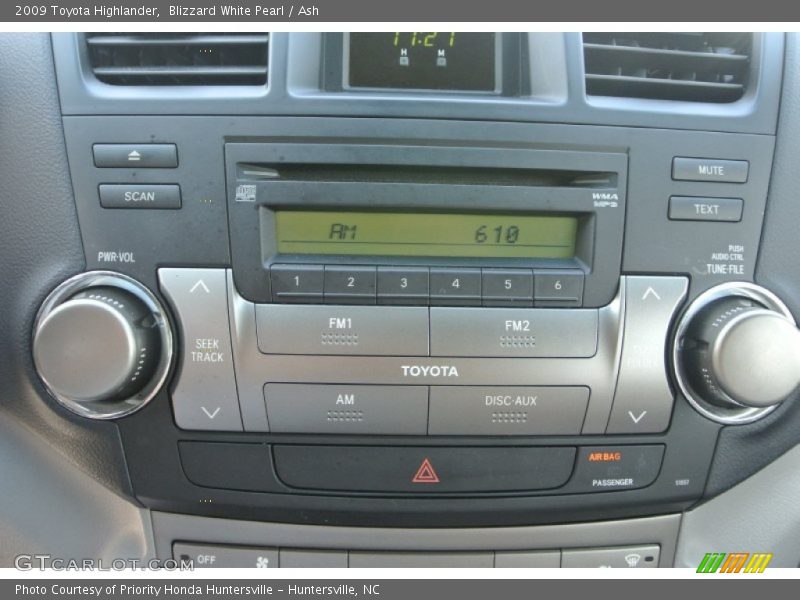 Blizzard White Pearl / Ash 2009 Toyota Highlander