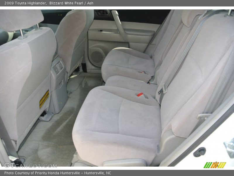 Blizzard White Pearl / Ash 2009 Toyota Highlander