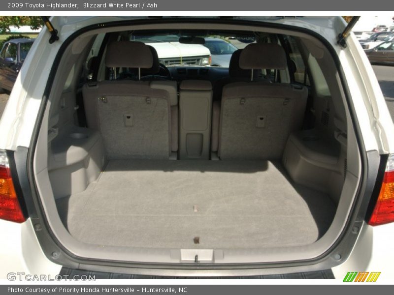 Blizzard White Pearl / Ash 2009 Toyota Highlander