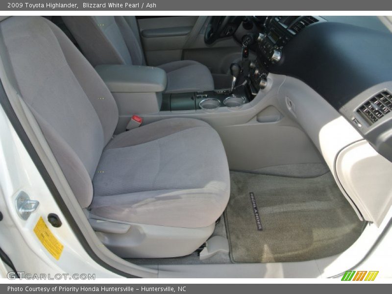 Blizzard White Pearl / Ash 2009 Toyota Highlander