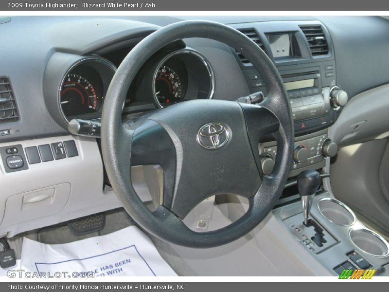 Blizzard White Pearl / Ash 2009 Toyota Highlander