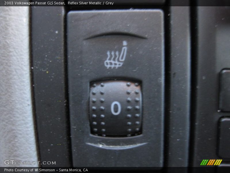 Reflex Silver Metallic / Grey 2003 Volkswagen Passat GLS Sedan
