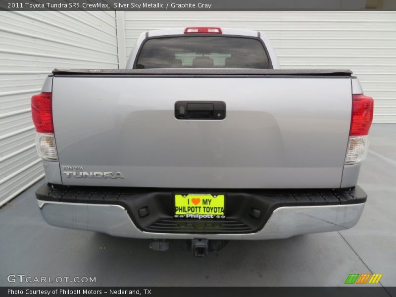 Silver Sky Metallic / Graphite Gray 2011 Toyota Tundra SR5 CrewMax