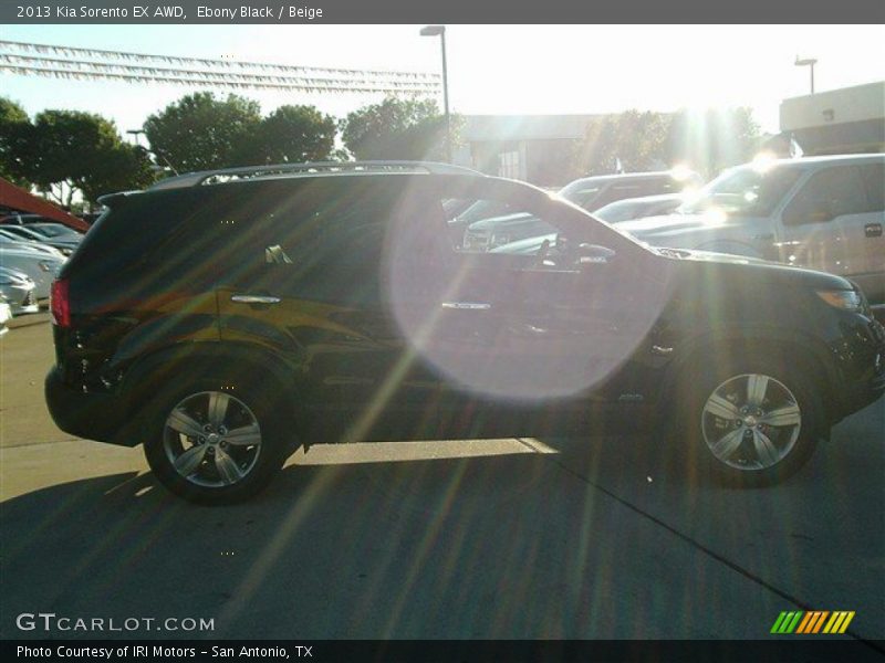 Ebony Black / Beige 2013 Kia Sorento EX AWD