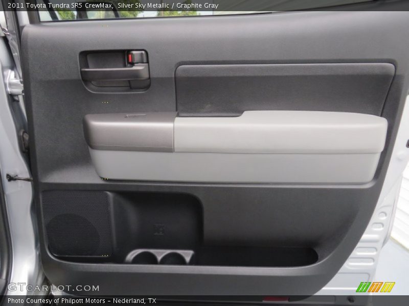 Silver Sky Metallic / Graphite Gray 2011 Toyota Tundra SR5 CrewMax