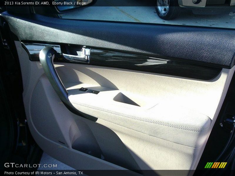 Ebony Black / Beige 2013 Kia Sorento EX AWD