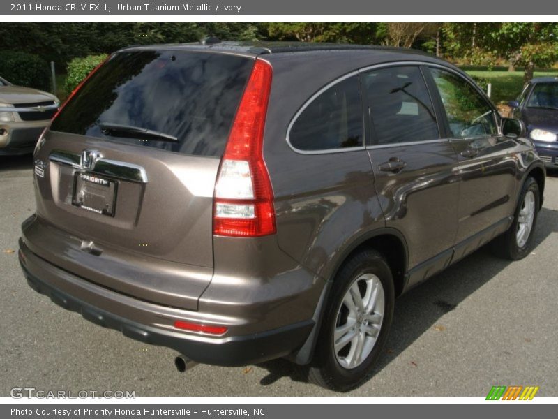 Urban Titanium Metallic / Ivory 2011 Honda CR-V EX-L