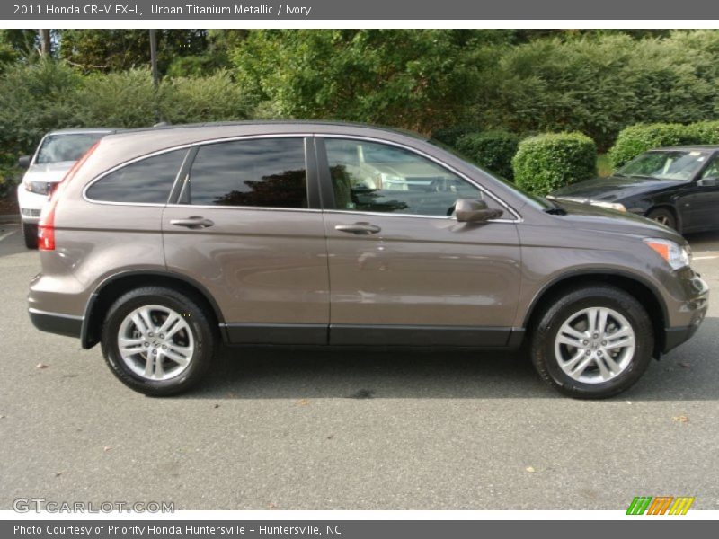 Urban Titanium Metallic / Ivory 2011 Honda CR-V EX-L