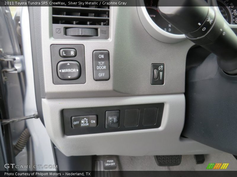 Silver Sky Metallic / Graphite Gray 2011 Toyota Tundra SR5 CrewMax