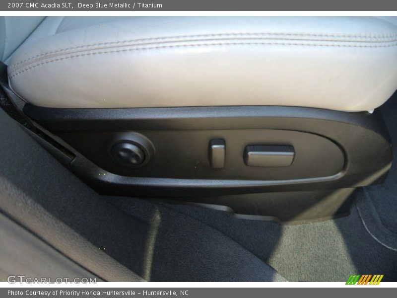 Deep Blue Metallic / Titanium 2007 GMC Acadia SLT