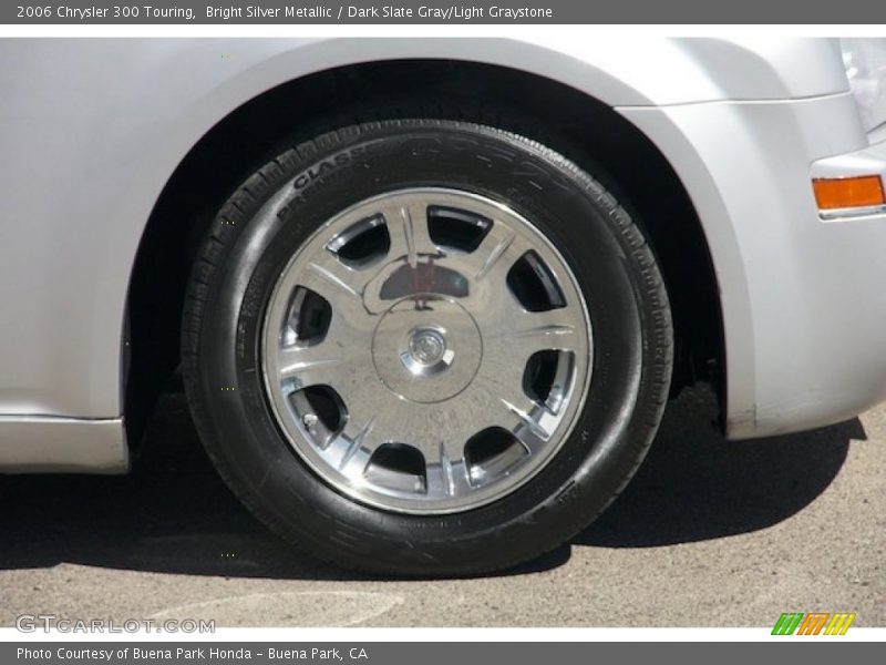 Bright Silver Metallic / Dark Slate Gray/Light Graystone 2006 Chrysler 300 Touring