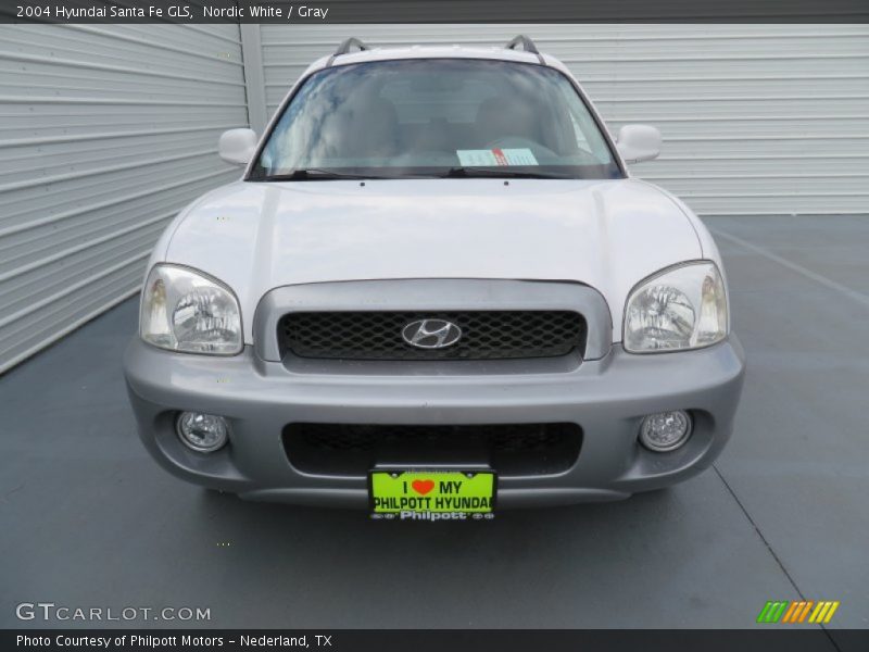 Nordic White / Gray 2004 Hyundai Santa Fe GLS