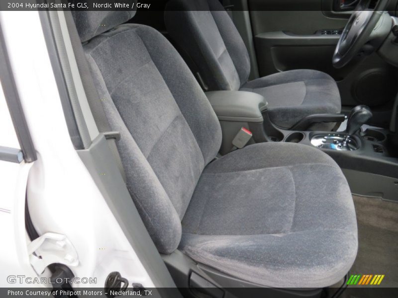 Nordic White / Gray 2004 Hyundai Santa Fe GLS