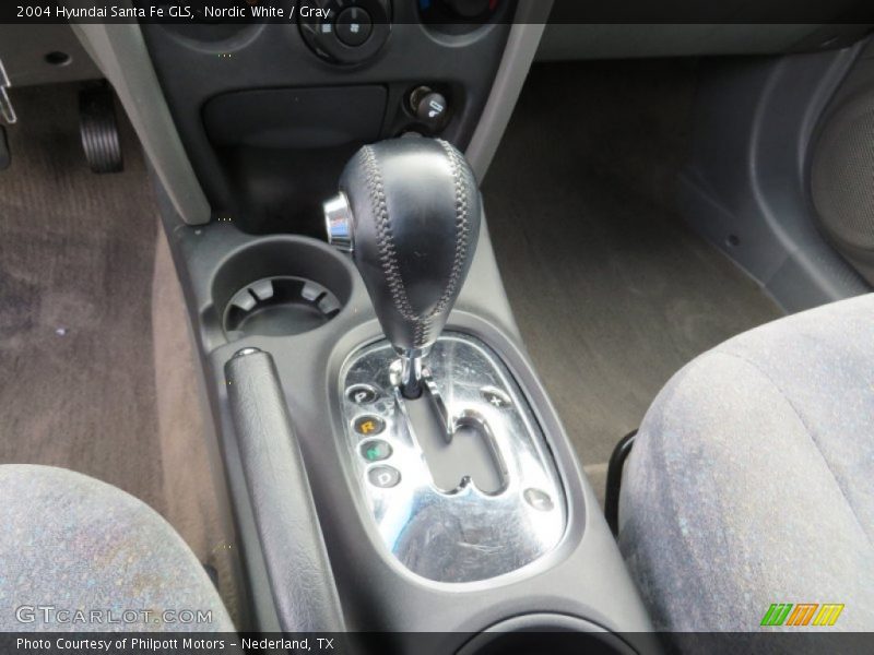 Nordic White / Gray 2004 Hyundai Santa Fe GLS