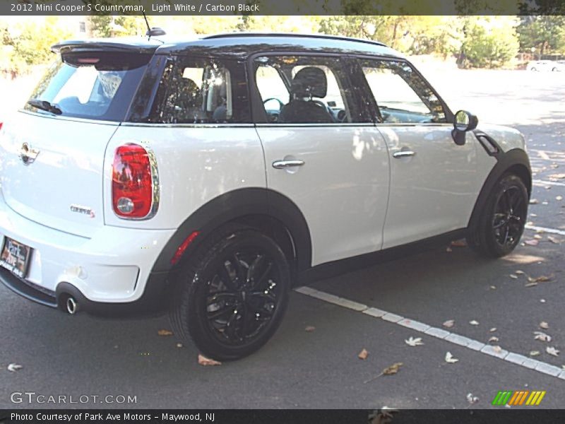 Light White / Carbon Black 2012 Mini Cooper S Countryman