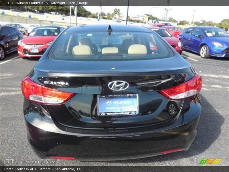 Midnight Black / Beige 2013 Hyundai Elantra GLS