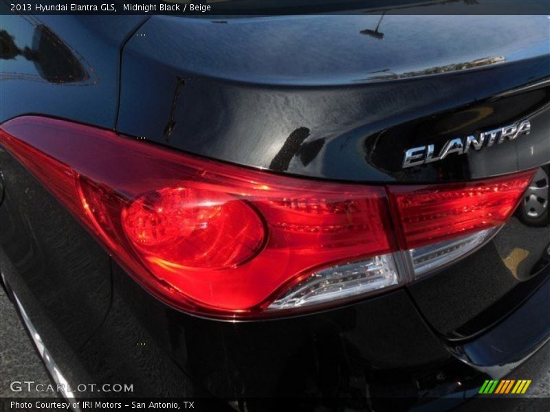 Midnight Black / Beige 2013 Hyundai Elantra GLS