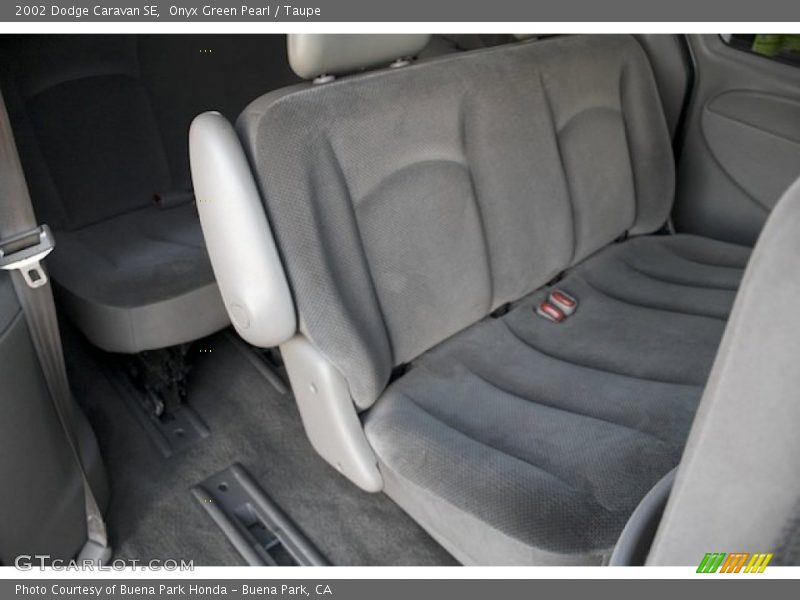 Onyx Green Pearl / Taupe 2002 Dodge Caravan SE