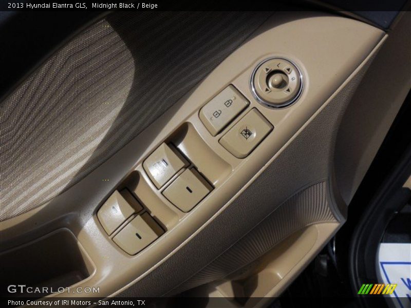Midnight Black / Beige 2013 Hyundai Elantra GLS