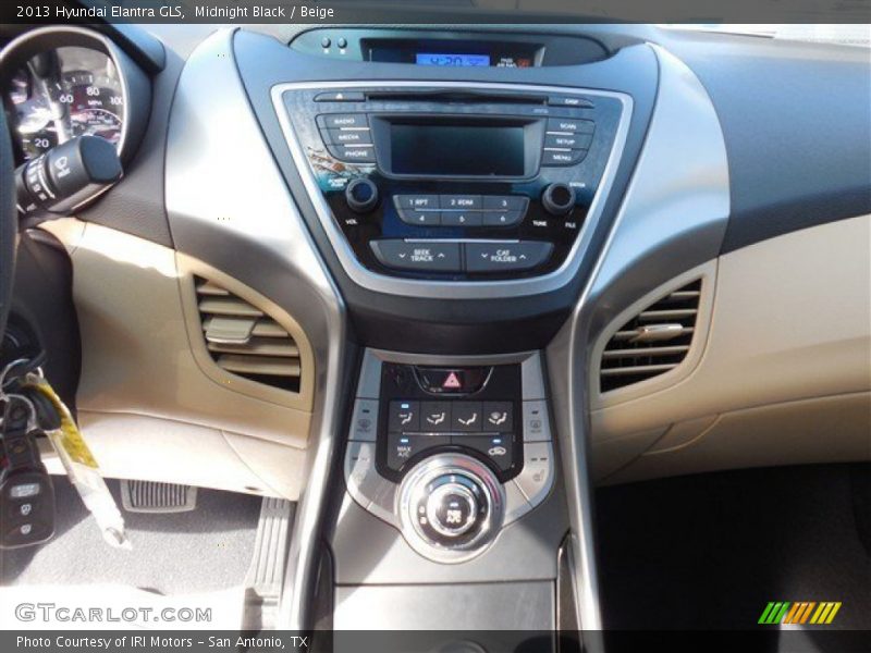 Midnight Black / Beige 2013 Hyundai Elantra GLS