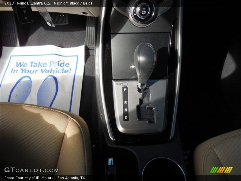 Midnight Black / Beige 2013 Hyundai Elantra GLS