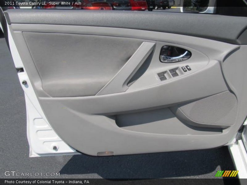 Super White / Ash 2011 Toyota Camry LE