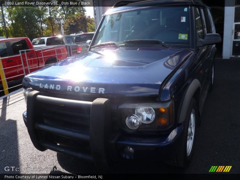 Oslo Blue / Black 2003 Land Rover Discovery SE