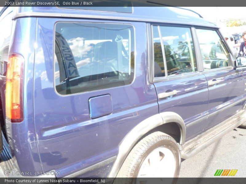 Oslo Blue / Black 2003 Land Rover Discovery SE