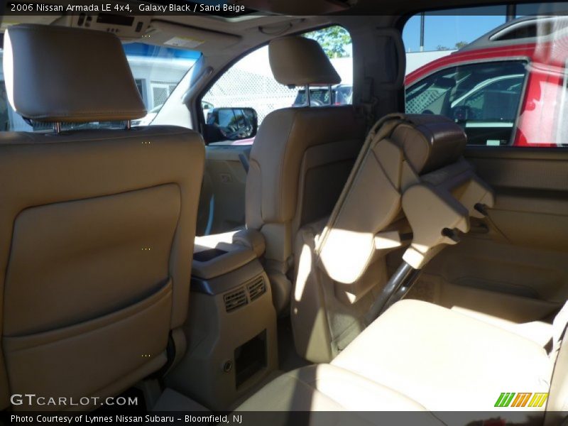 Galaxy Black / Sand Beige 2006 Nissan Armada LE 4x4