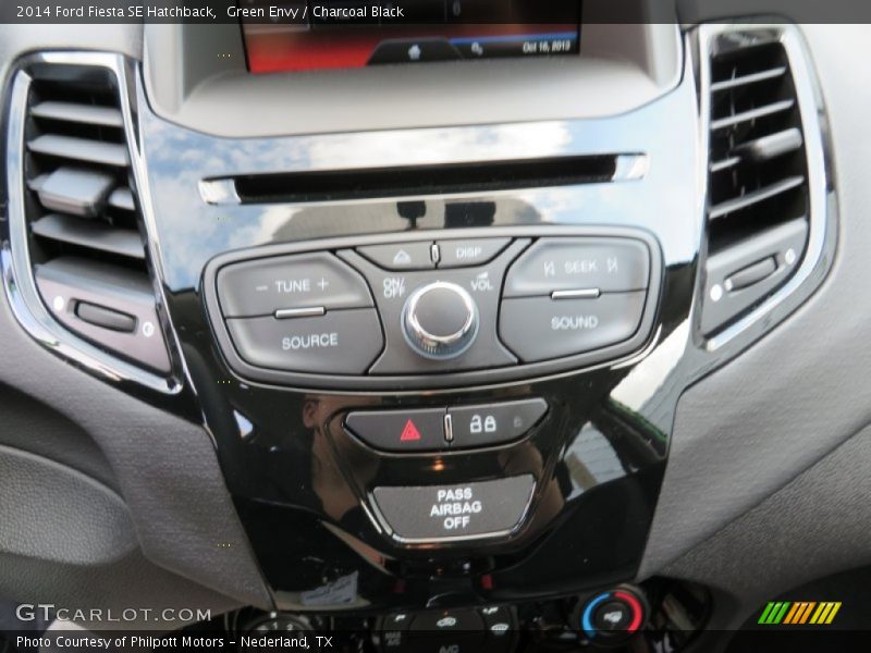 Green Envy / Charcoal Black 2014 Ford Fiesta SE Hatchback