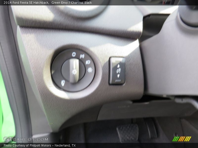 Green Envy / Charcoal Black 2014 Ford Fiesta SE Hatchback