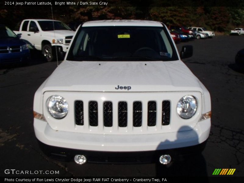 Bright White / Dark Slate Gray 2014 Jeep Patriot Latitude