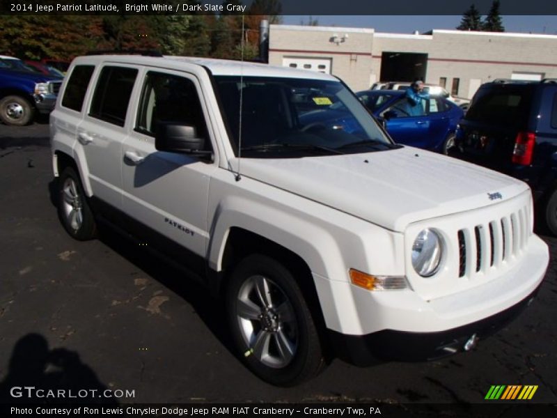 Bright White / Dark Slate Gray 2014 Jeep Patriot Latitude