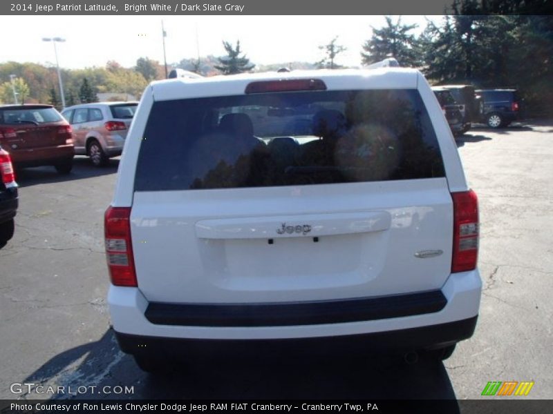 Bright White / Dark Slate Gray 2014 Jeep Patriot Latitude