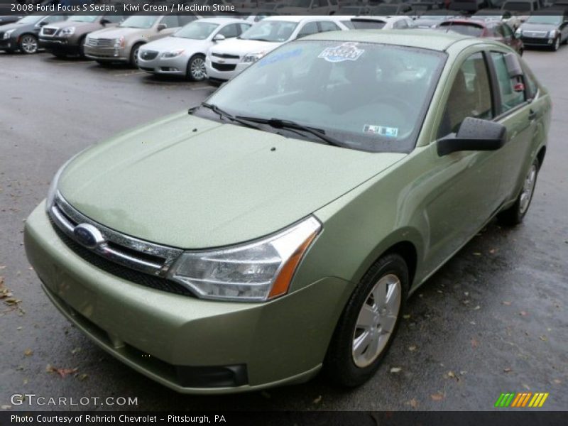 Front 3/4 View of 2008 Focus S Sedan