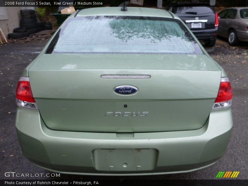 Kiwi Green / Medium Stone 2008 Ford Focus S Sedan