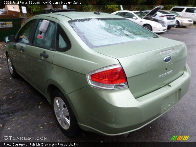 Kiwi Green / Medium Stone 2008 Ford Focus S Sedan