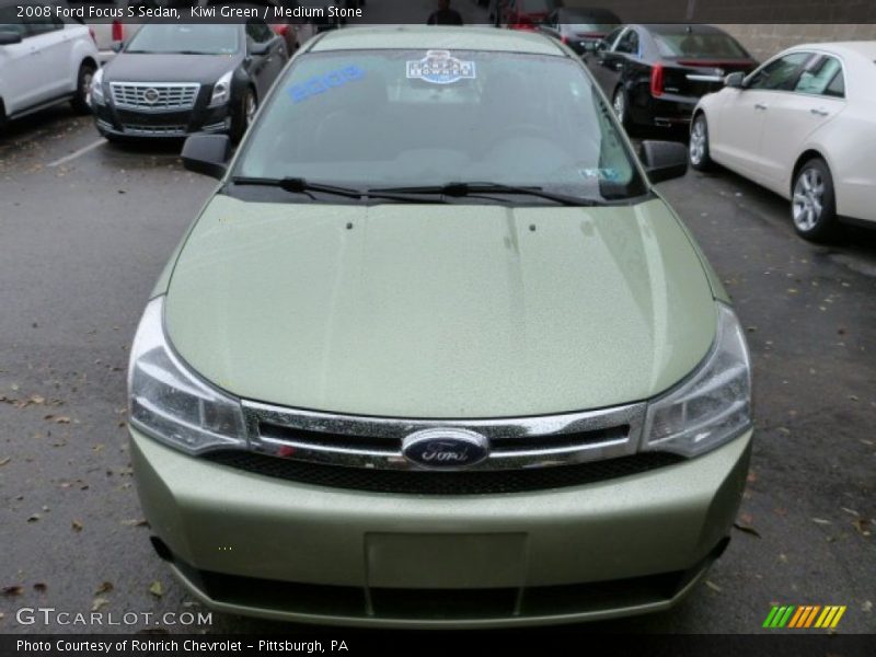 Kiwi Green / Medium Stone 2008 Ford Focus S Sedan