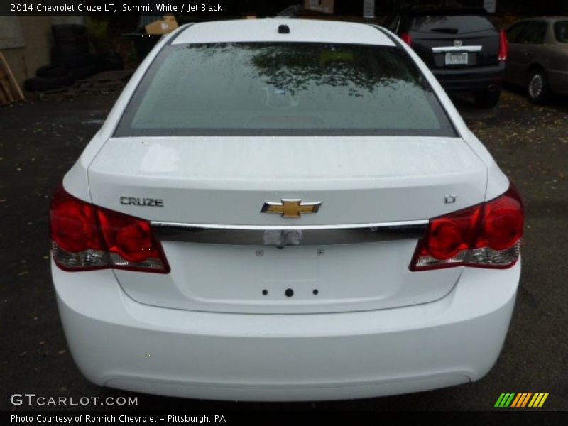 Summit White / Jet Black 2014 Chevrolet Cruze LT
