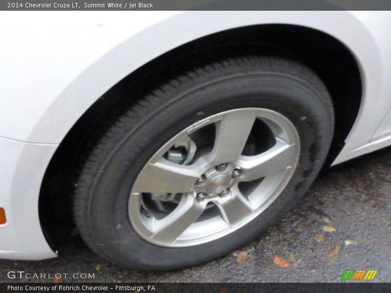 Summit White / Jet Black 2014 Chevrolet Cruze LT