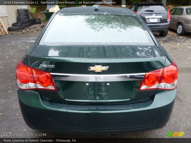 Rainforest Green Metallic / Jet Black/Medium Titanium 2014 Chevrolet Cruze LS