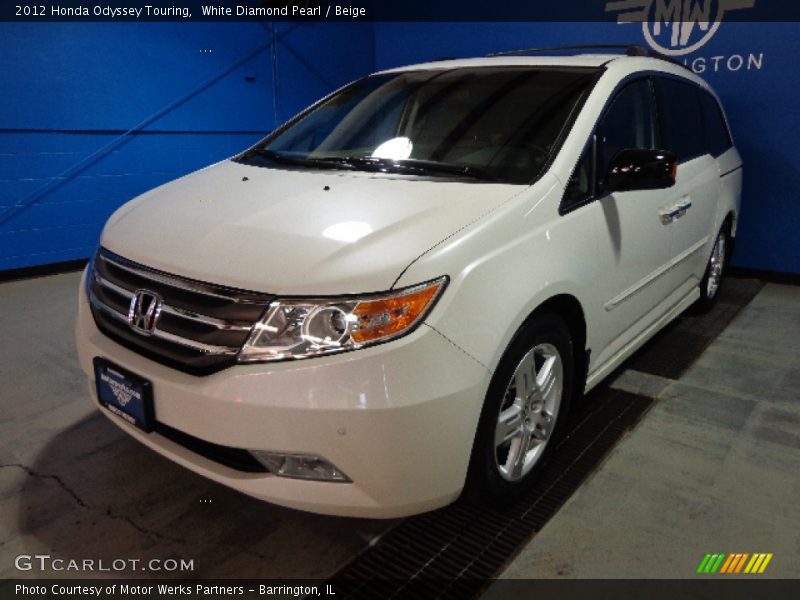 White Diamond Pearl / Beige 2012 Honda Odyssey Touring