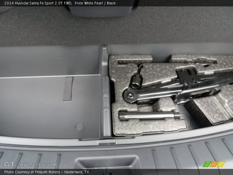 Tool Kit of 2014 Santa Fe Sport 2.0T FWD